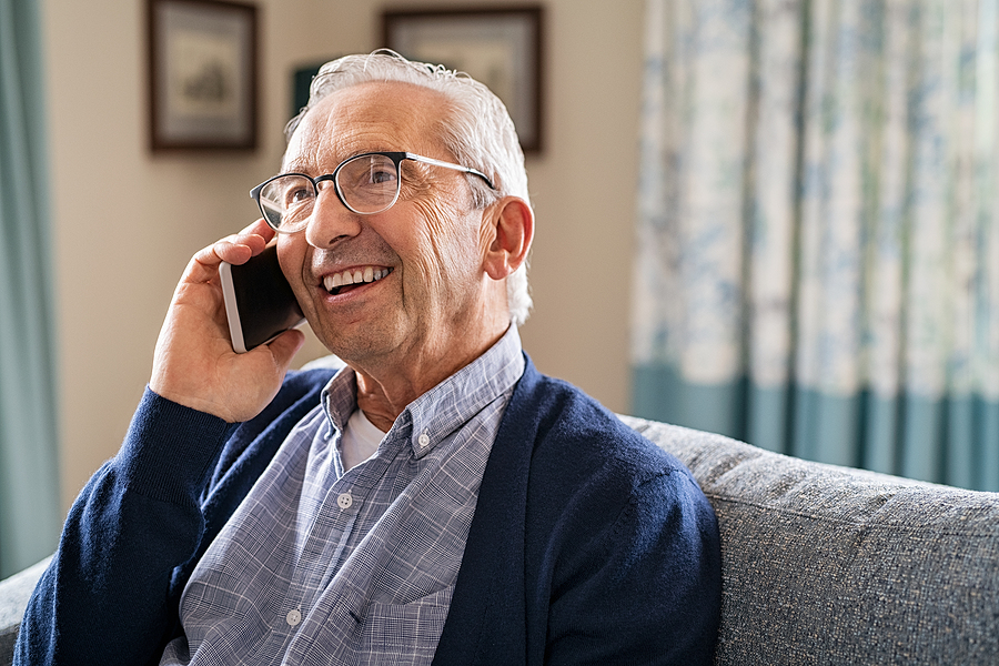Empowering Seniors: The Impact of Dental Implants on Quality of Life and Oral Health