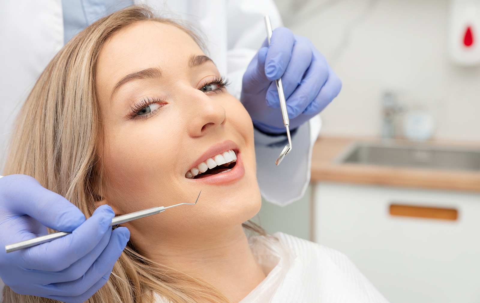 The Hidden Benefits of Wearing Retainers After Braces: A Guide to Life Beyond Orthodontics